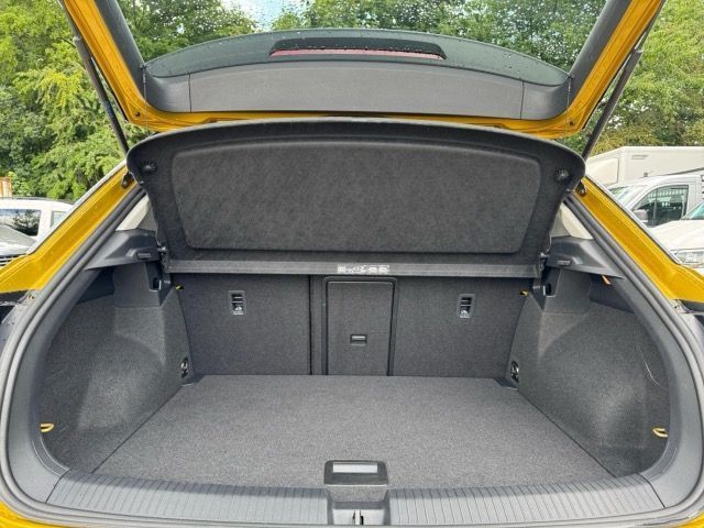 Volkswagen T-Roc 1.5 TSI DSG Active - Samsaru's Car Outlet