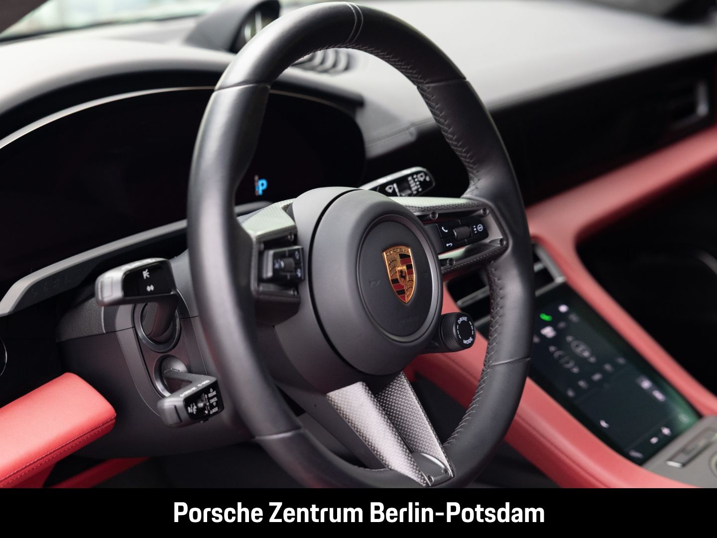 Porsche Taycan Turbo S Sport Turismo Burmester LED