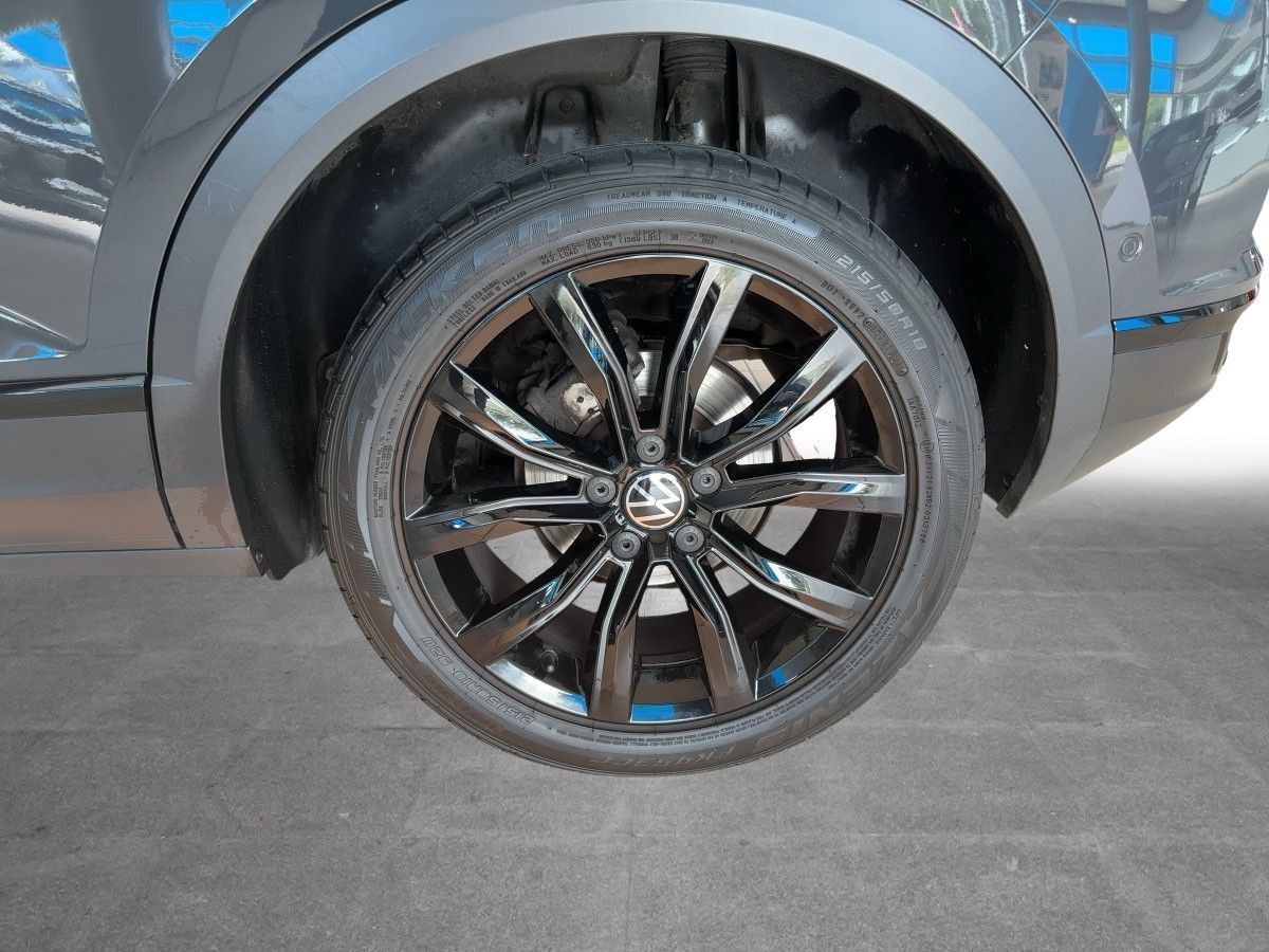 Volkswagen T-Roc 1.5 TSI Sport - Samsaru's Car Outlet