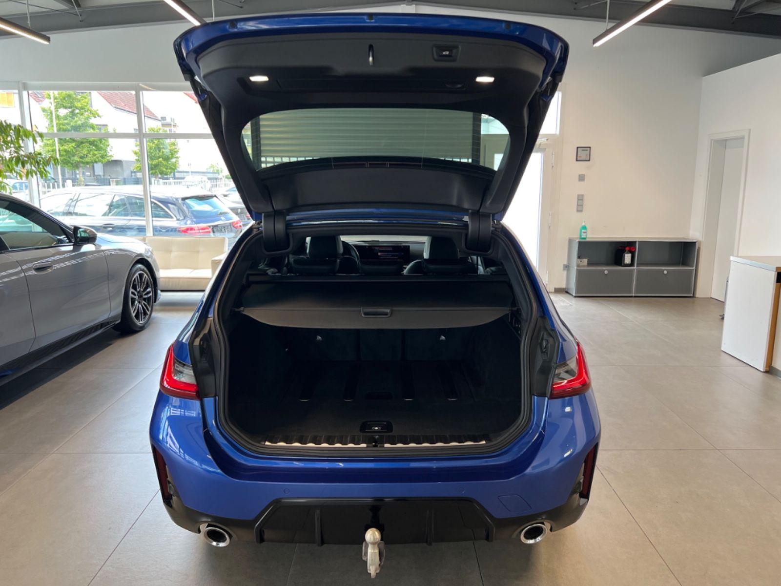 BMW 320 d xDrive M Sport - Samsaru's Car Outlet