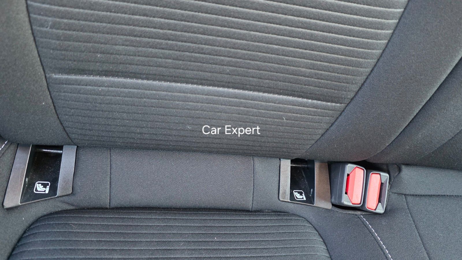 Ford Focus TurnierTitanium,1Hand,8xAlu,Scheckheft,LED