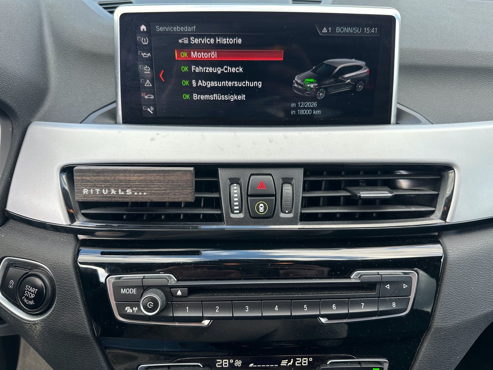 BMW X1 xDrive 25 d Advantage - Samsaru's Car Outlet