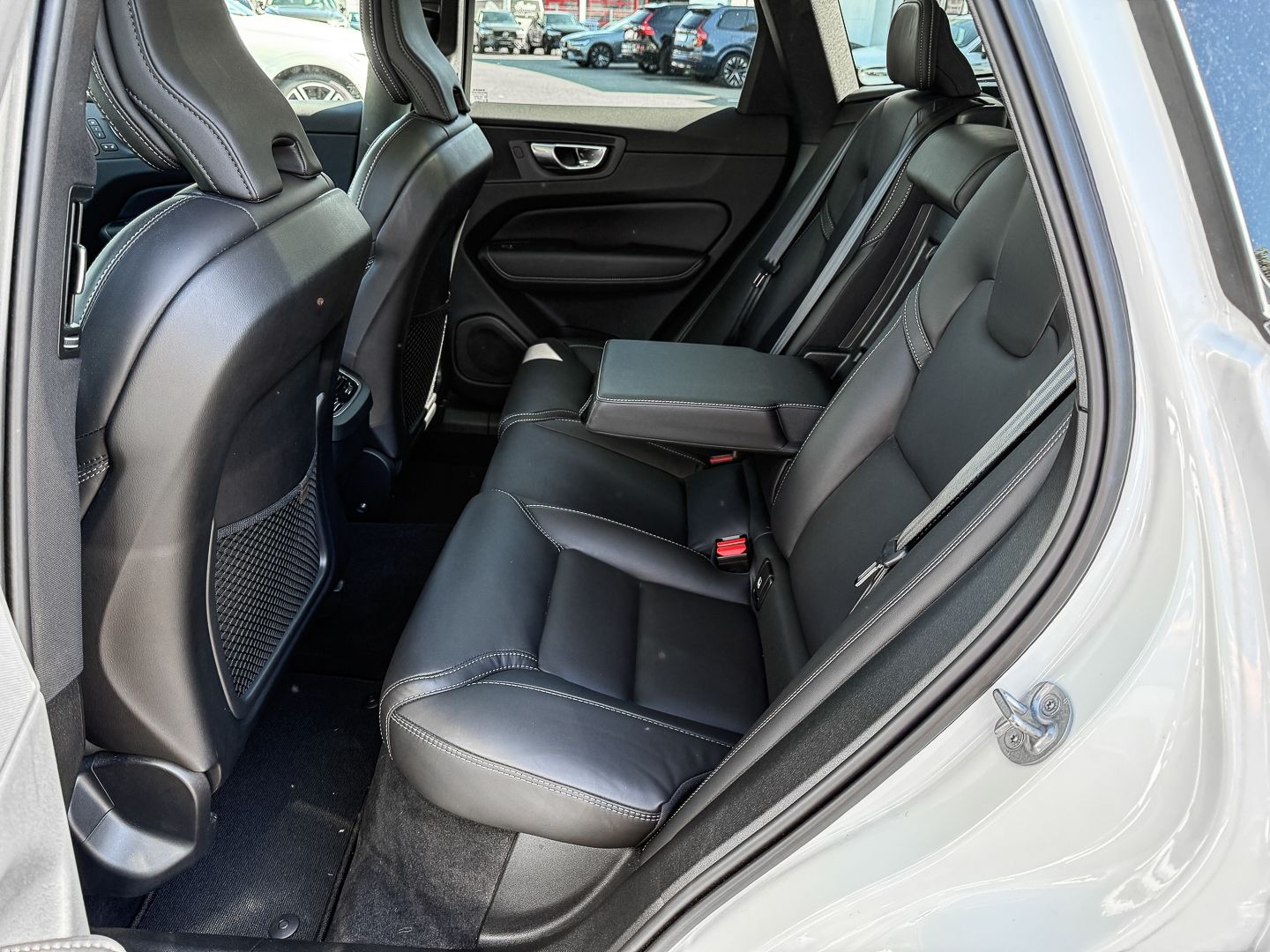 Volvo XC60 EU6d B5 Diesel AWD Ultimate Bright HUD Stan