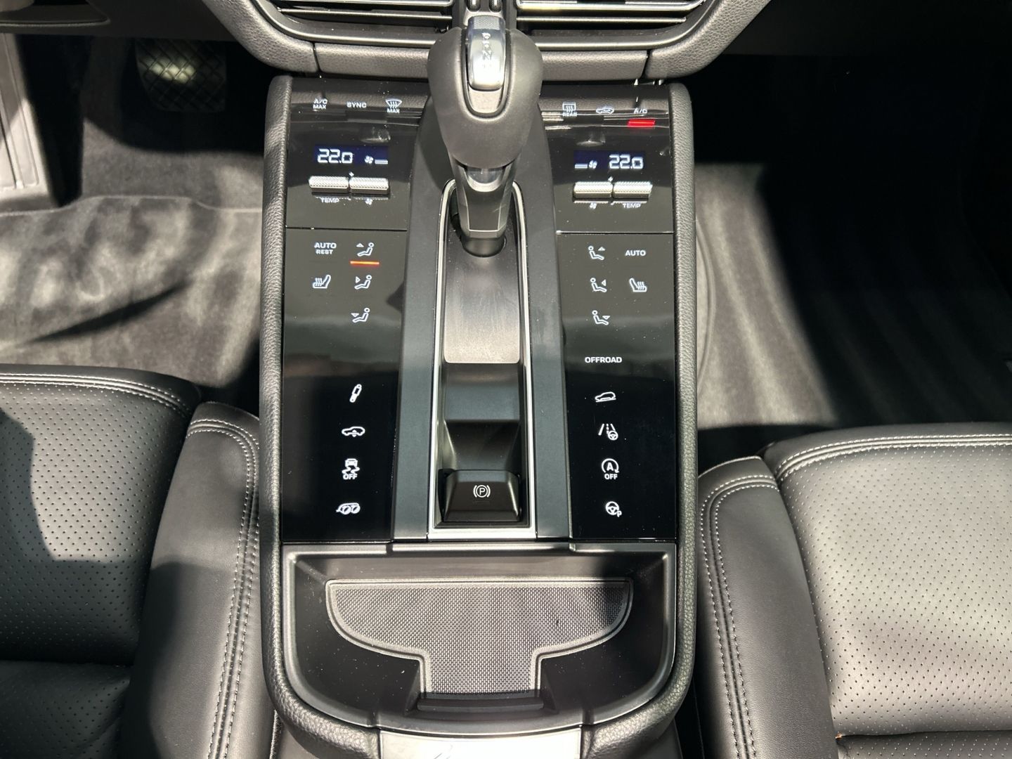 Porsche Macan S Kreide BOSE Sportabgasanlage Panorama