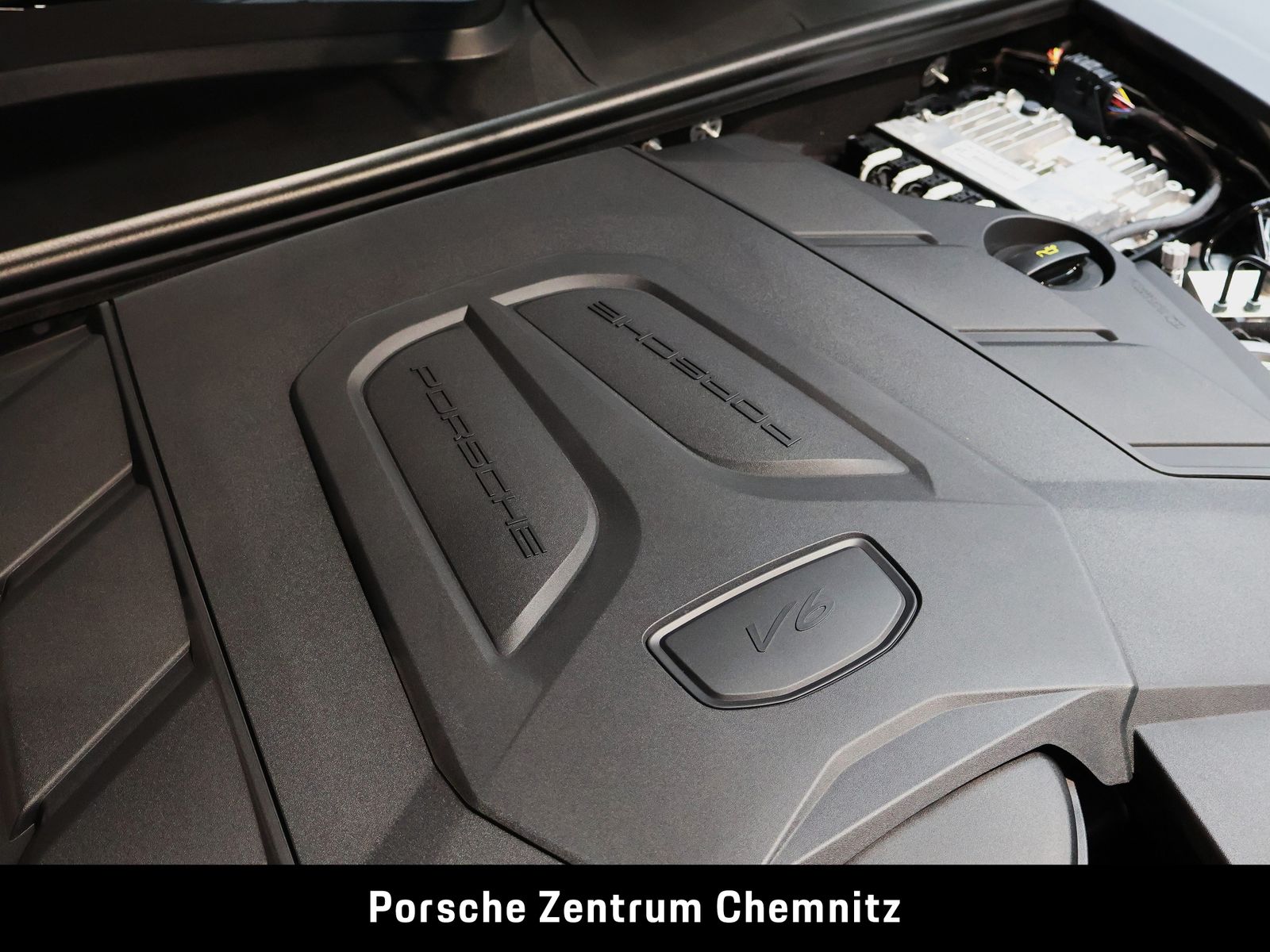 Porsche Cayenne E-Hybrid Coupé 4+1Sitze; 360°;Sitzbelüft