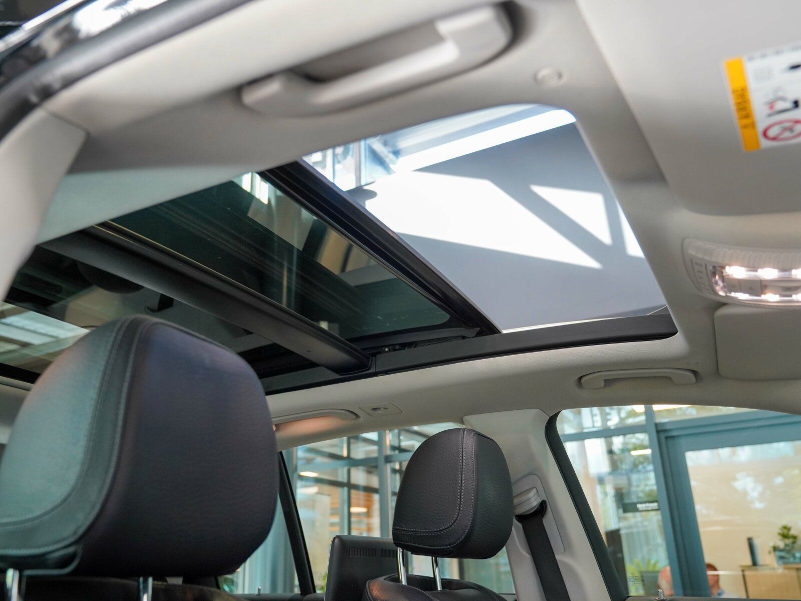 Mercedes-Benz GLE 350 e 4M Fond Entertainment Pano Head-up DAB