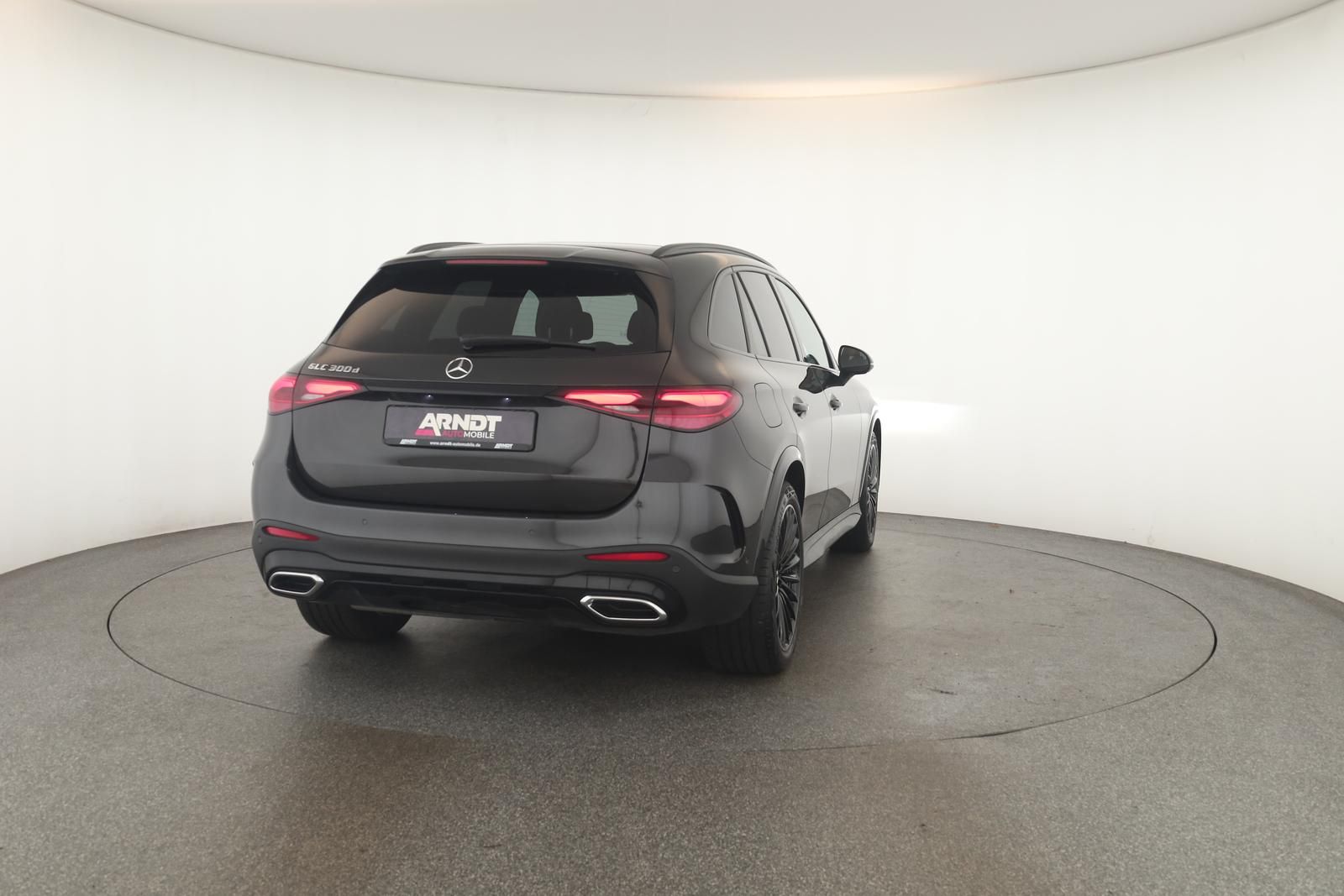 Mercedes-Benz GLC 300 d 4M AMG Advanced Night DIGITAL Pano AHK