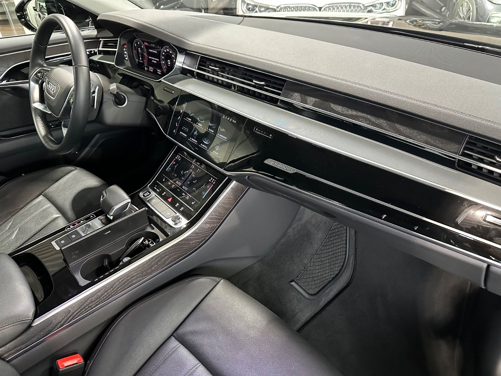 Audi A8 50 TDI quattro - Samsaru's Car Outlet