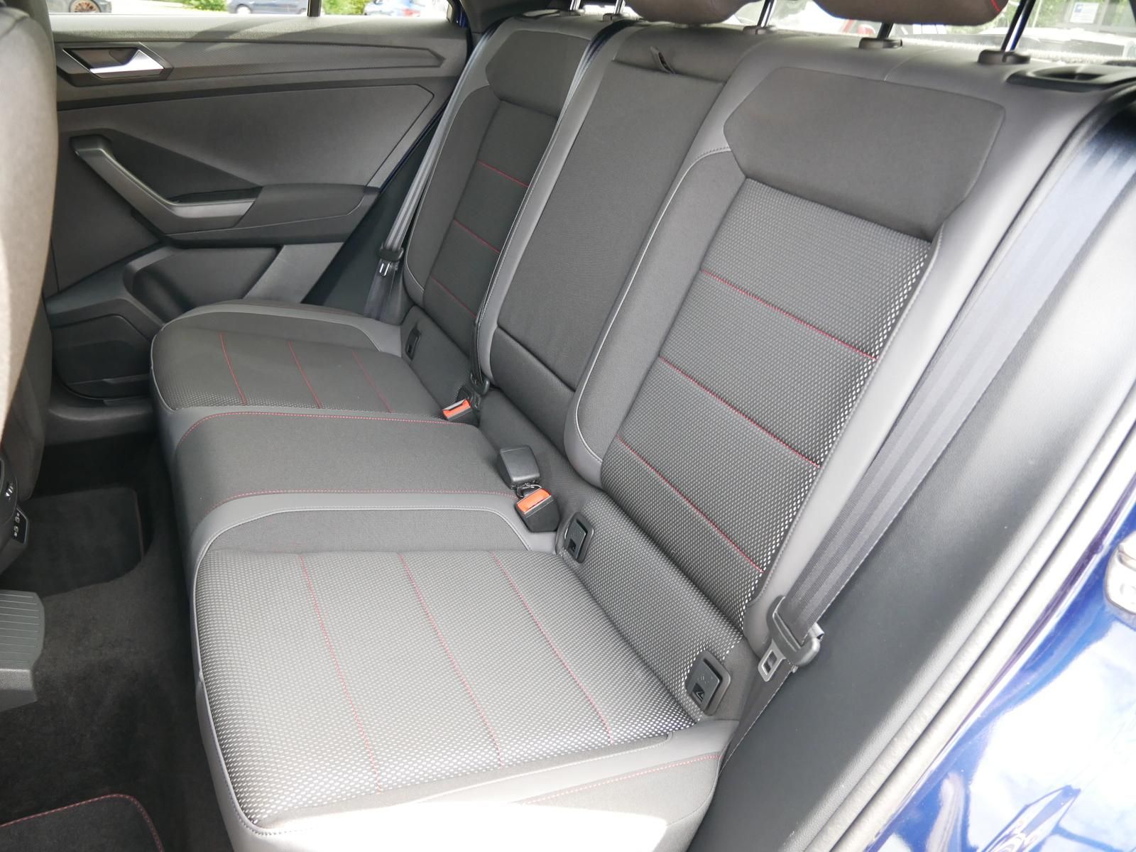 Volkswagen T-Roc 1.5 TSI SPORT DSG - Samsaru's Car Outlet