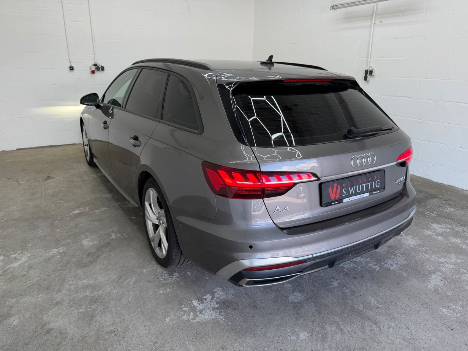 Audi A4 Avant 40 TDI quattro S line+ACC+LED+VIRTUAL+