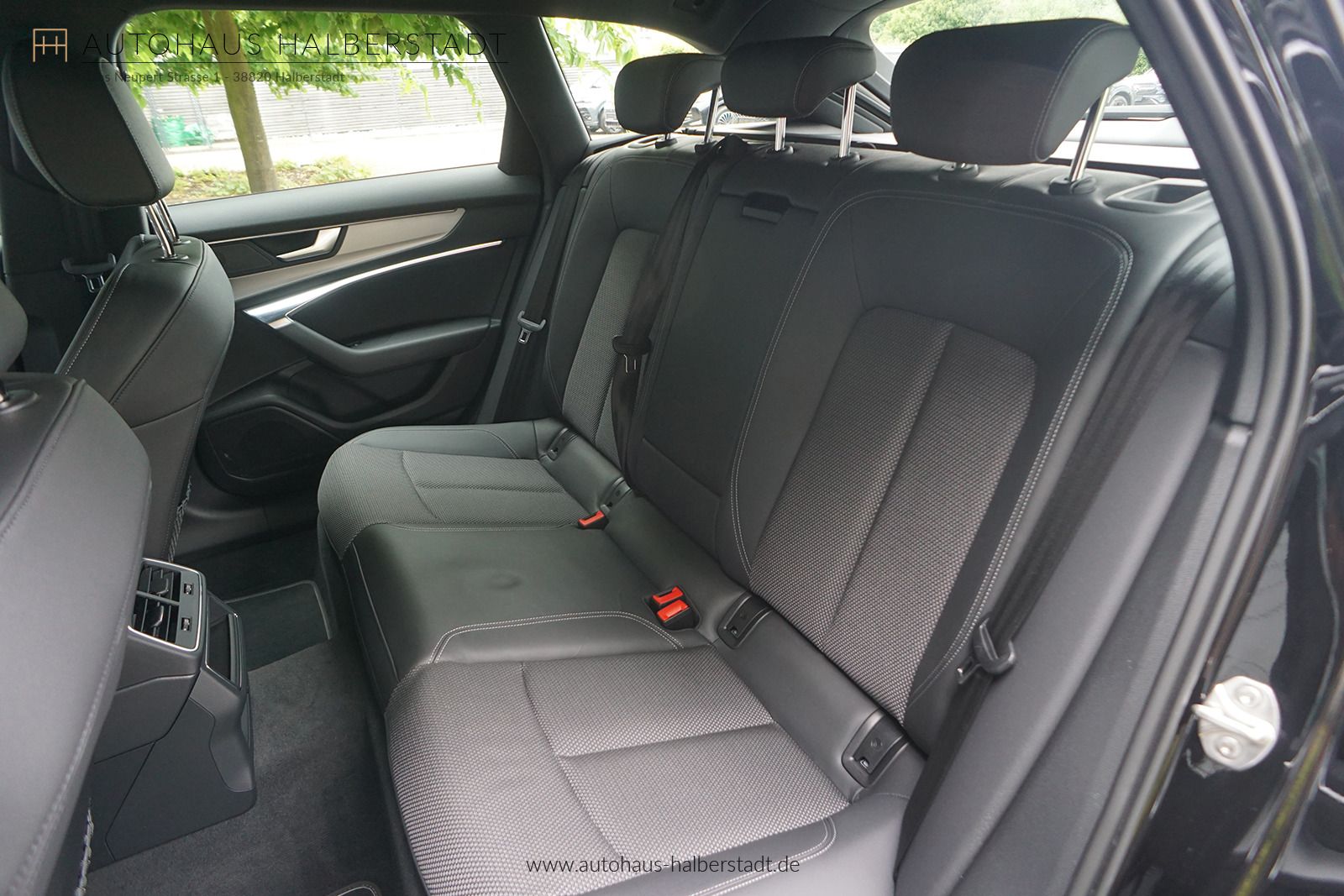 Audi A6 Avant 40TDI quattro S-line Black - Samsaru's Car Outlet