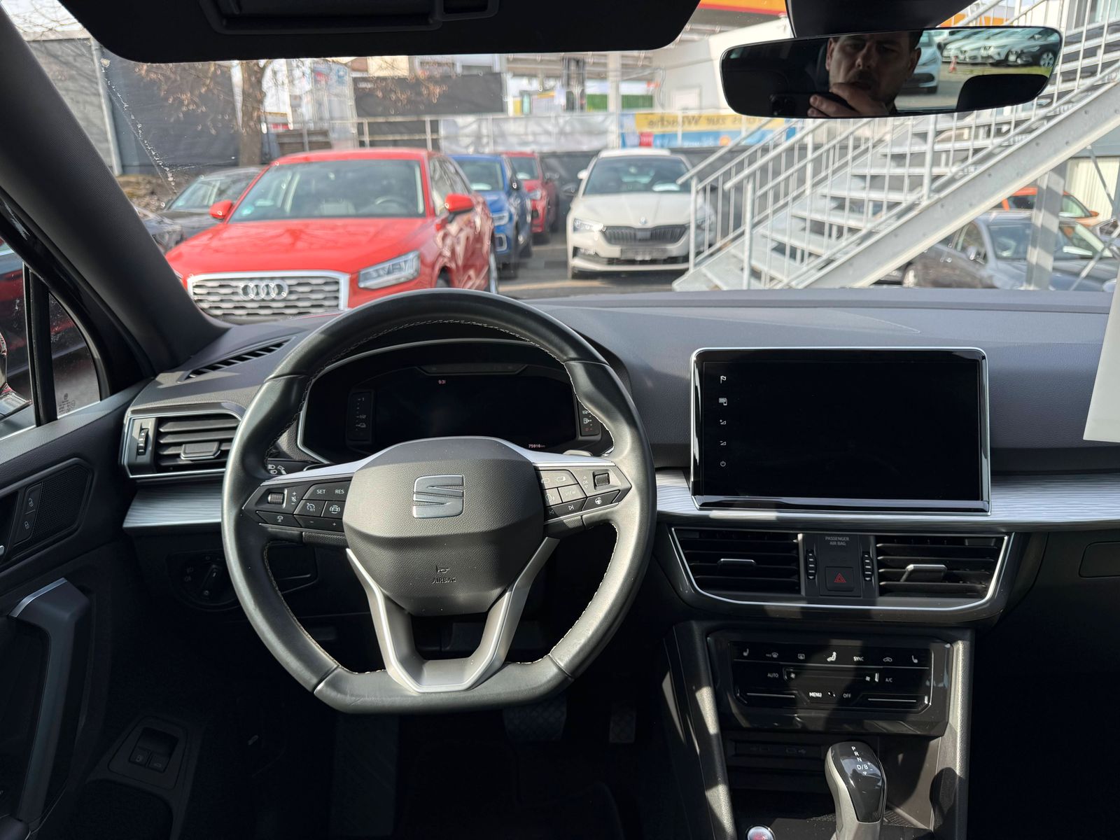Seat Tarraco 1.4 e-HYBRID Xperience SHZ AHK LED 19"