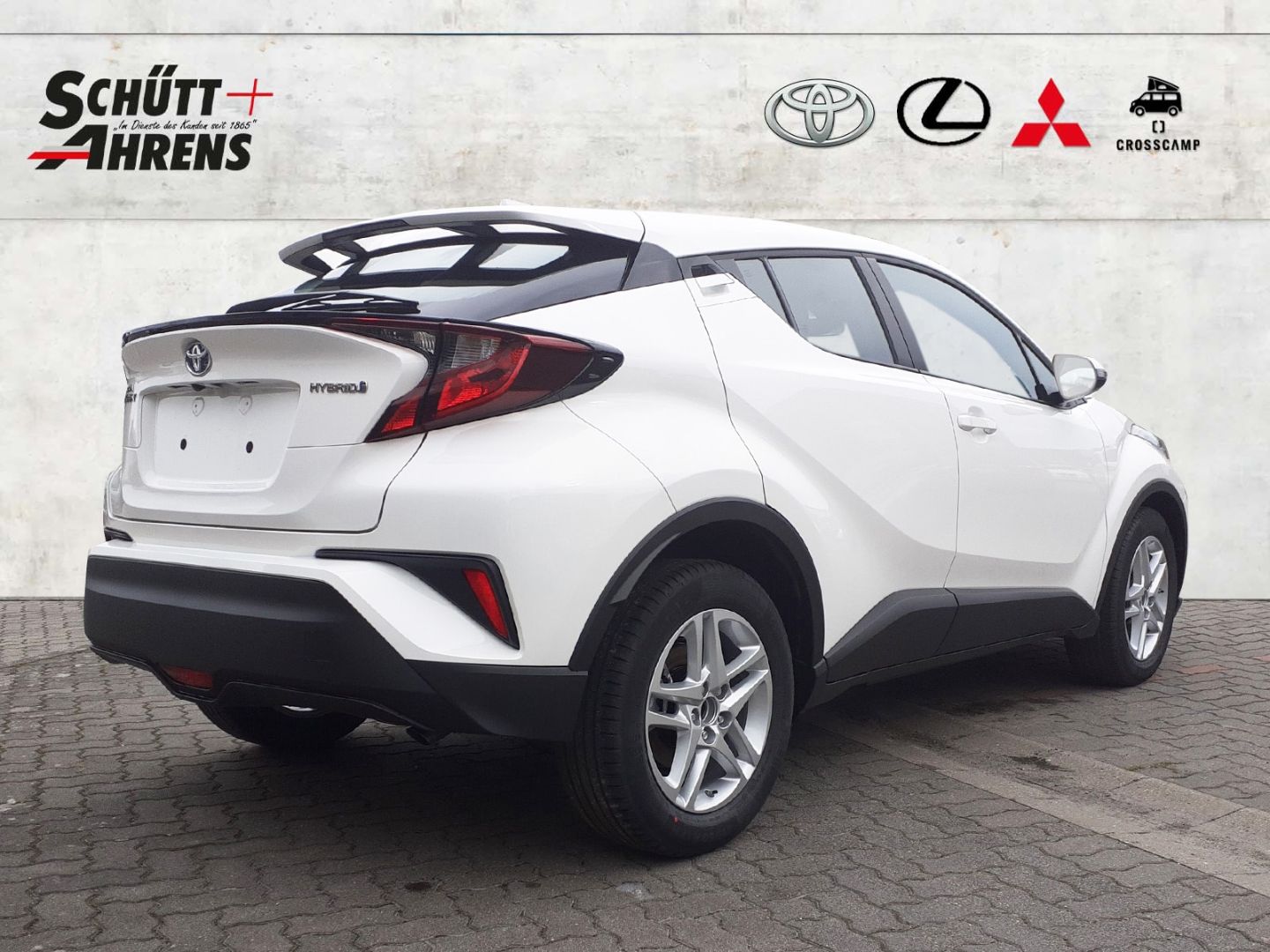 Toyota C-HR 1.8-l-Hybrid Flow - Samsaru's Car Outlet