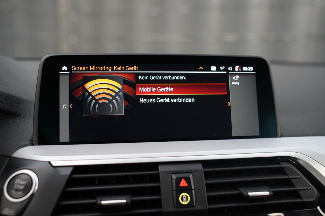 BMW X3 xDrive 20 i Advantage *LIVECOCKPIT*NAVI*