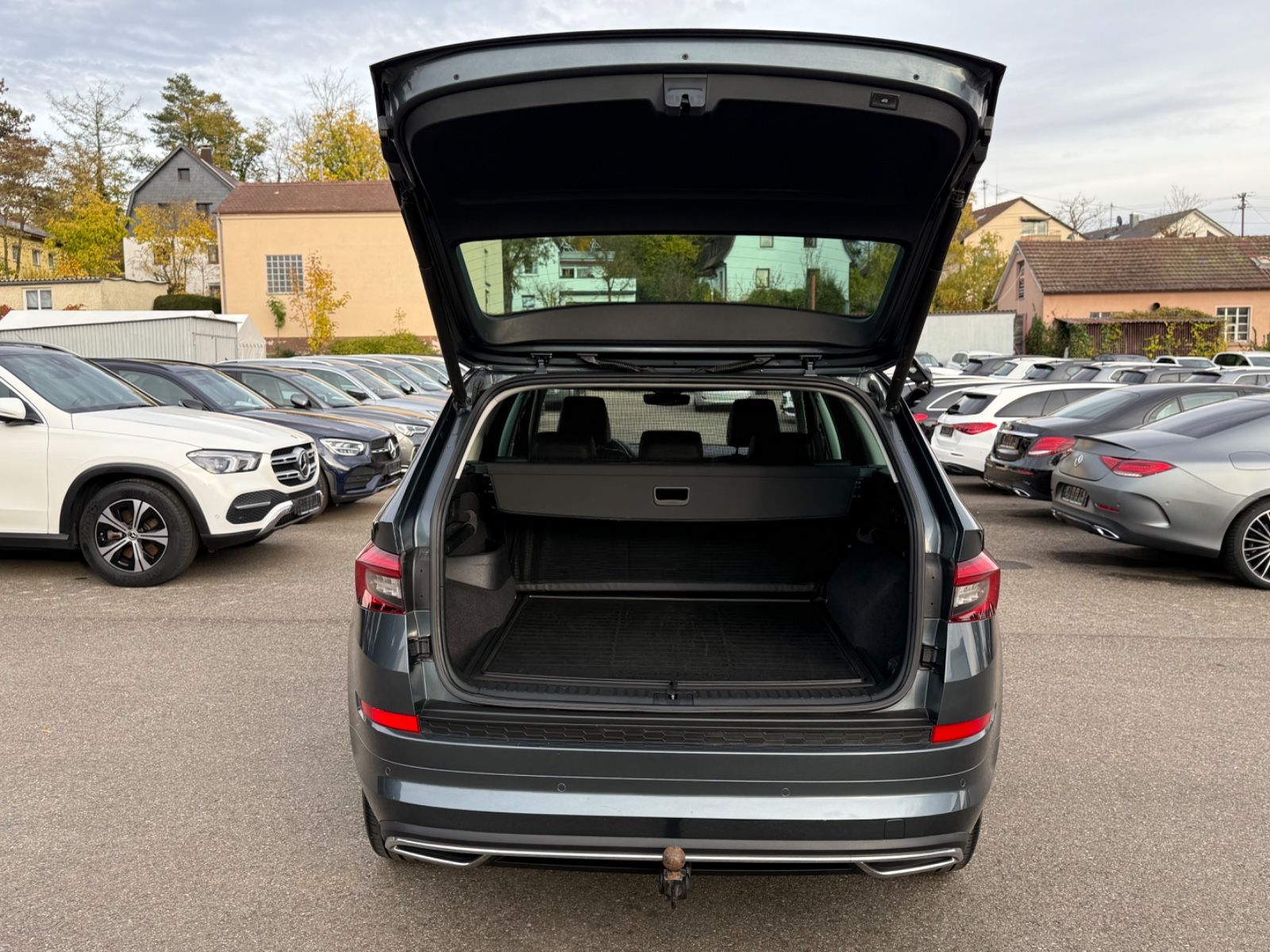 Skoda Kodiaq L&K 4x4*360° Kamera+ACC+AHK+Canton*