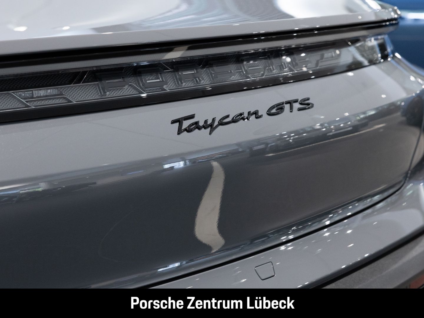 Porsche Taycan GTS InnoDrive HUD Soft-Close LED-Matrix