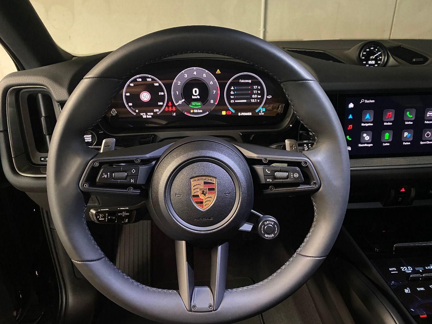 Porsche Cayenne E-Hybrid Coupé | Adaptive Luftfederung |