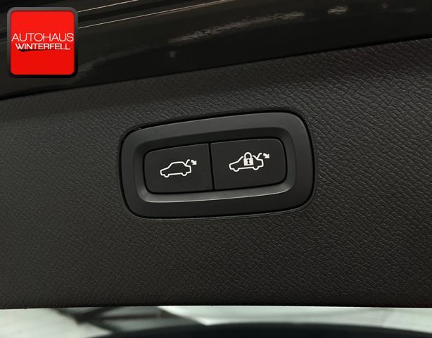 Volvo XC90 B5 D INSCRIPTION AWD - Samsaru's Car Outlet