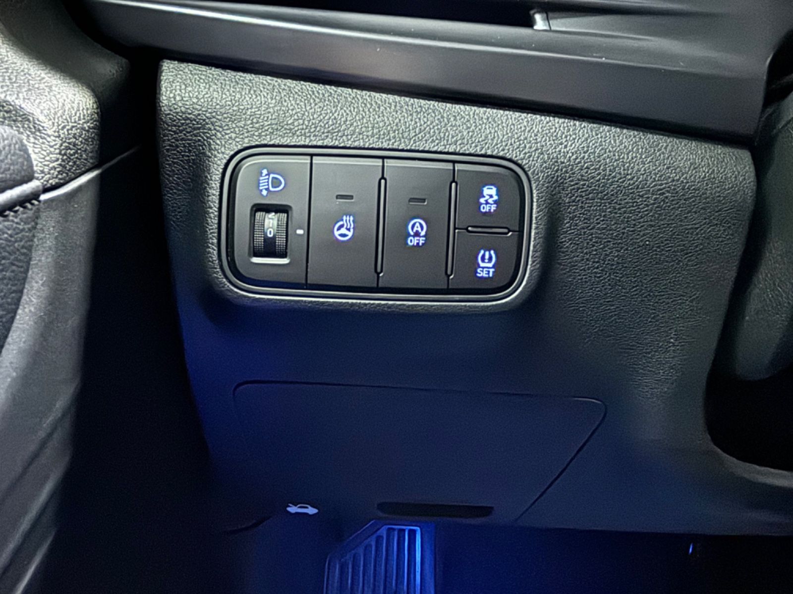 Hyundai i20 Trend Mild-Hybrid+Navi+1.Hand+MwSt.