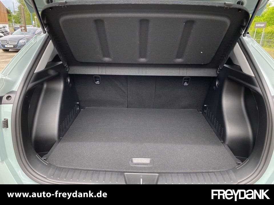 Hyundai KONA 1.0 T-GDi 2WD SELECT - Samsaru's Car Outlet