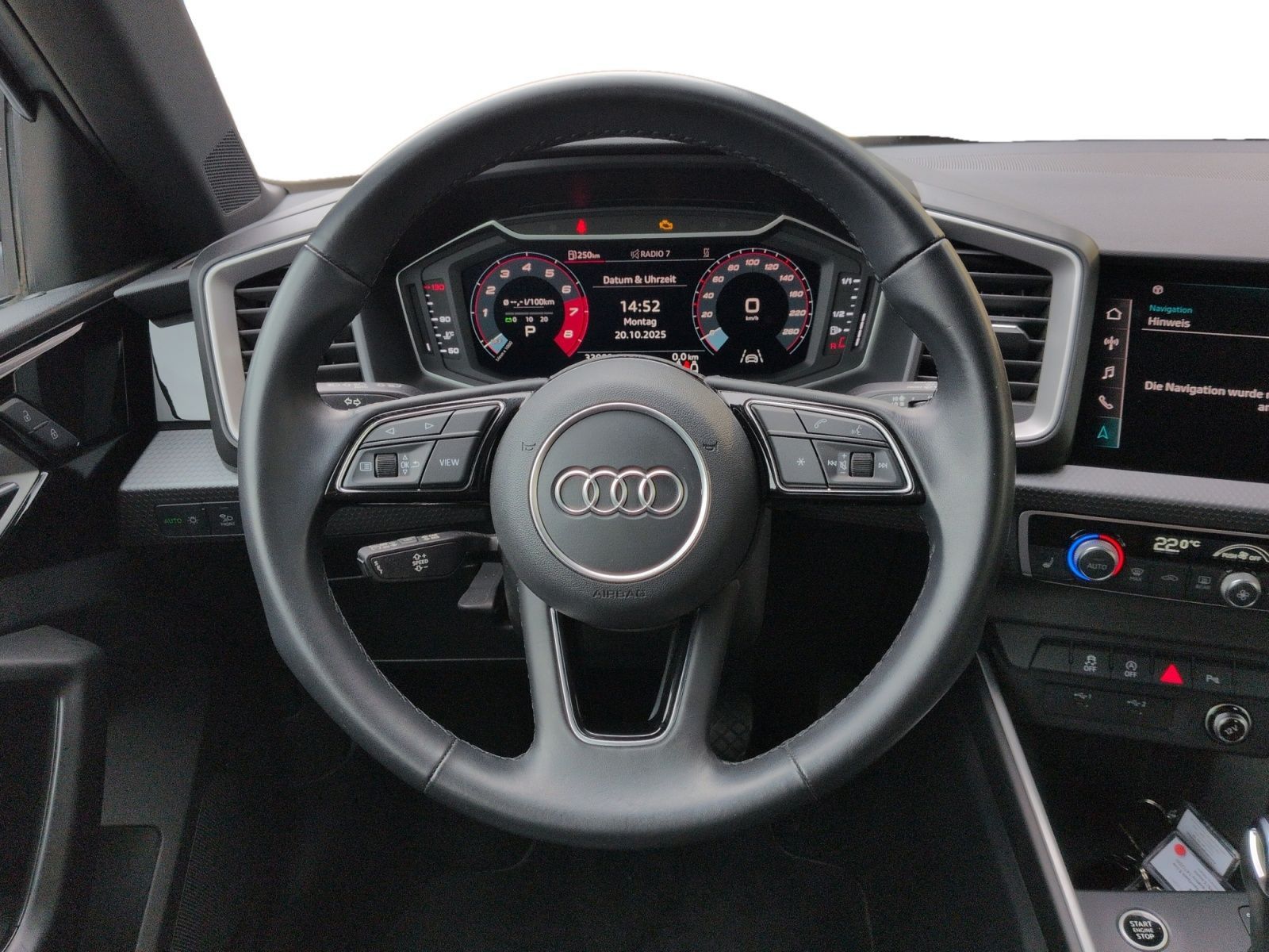 Audi A1 citycarver 30 TFSI LED keyless Kamera Navi