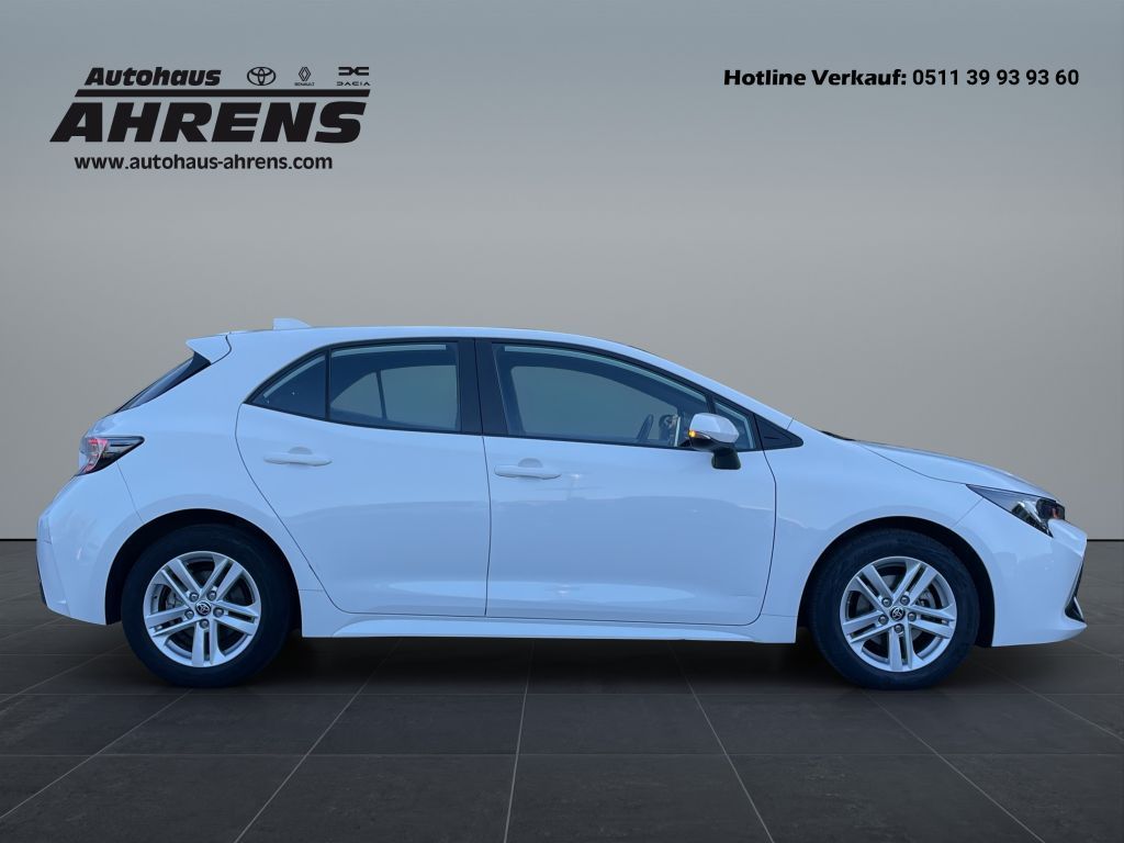 Toyota Corolla 1.8 Hybrid Comfort - Samsaru's Car Outlet