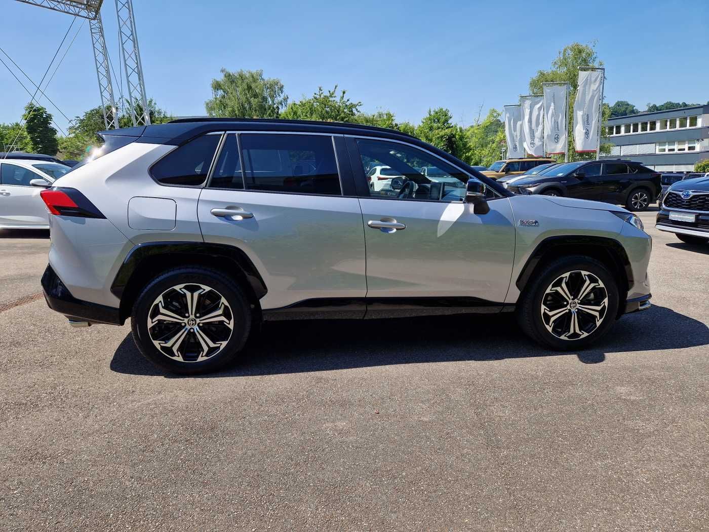 Toyota RAV4 Plug-in-Hybrid Technik+Style Paket - Samsaru's Car Outlet