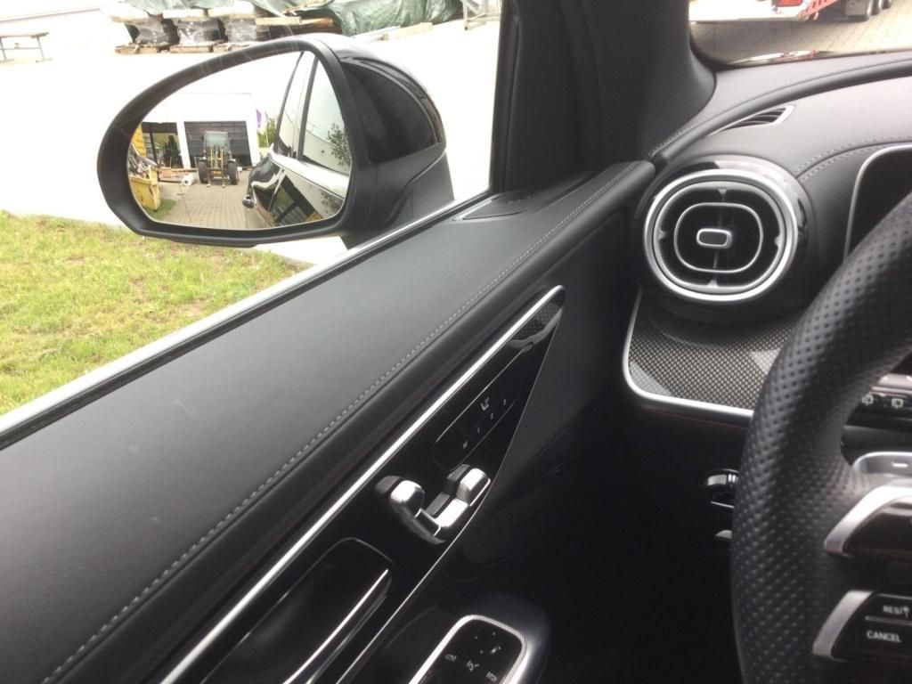 Mercedes-Benz GLC 200 4MATIC AMG - Samsaru's Car Outlet