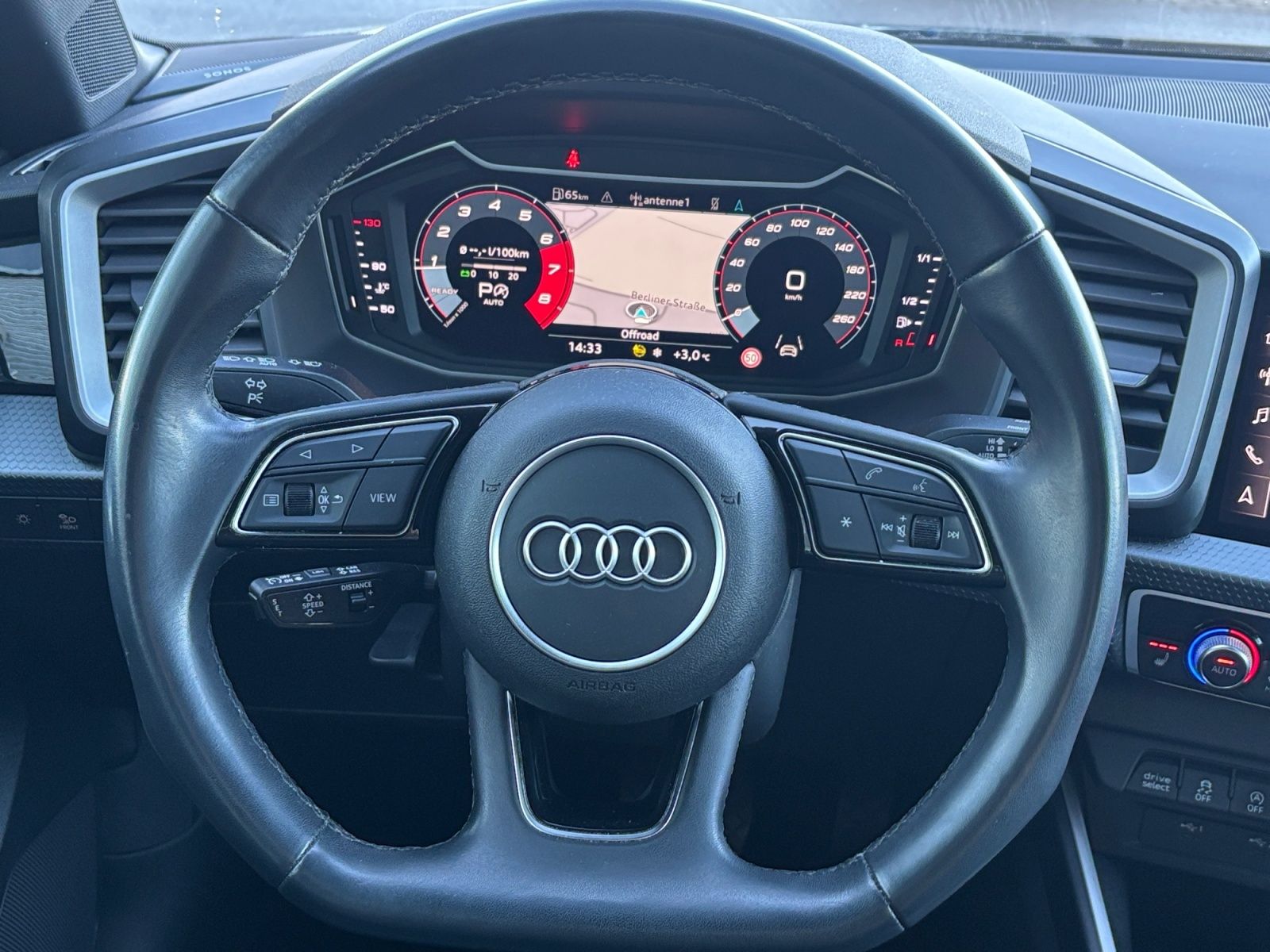 Audi A1 Sportback 40 2.0 TFSI S-line ACC RFK Navi LED