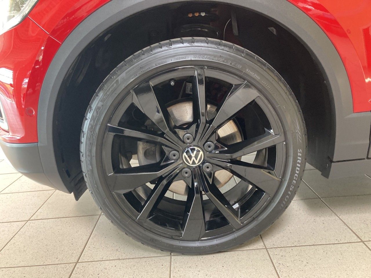 Volkswagen T-Roc Cabriolet 1.5 TSI Style - Samsaru's Car Outlet