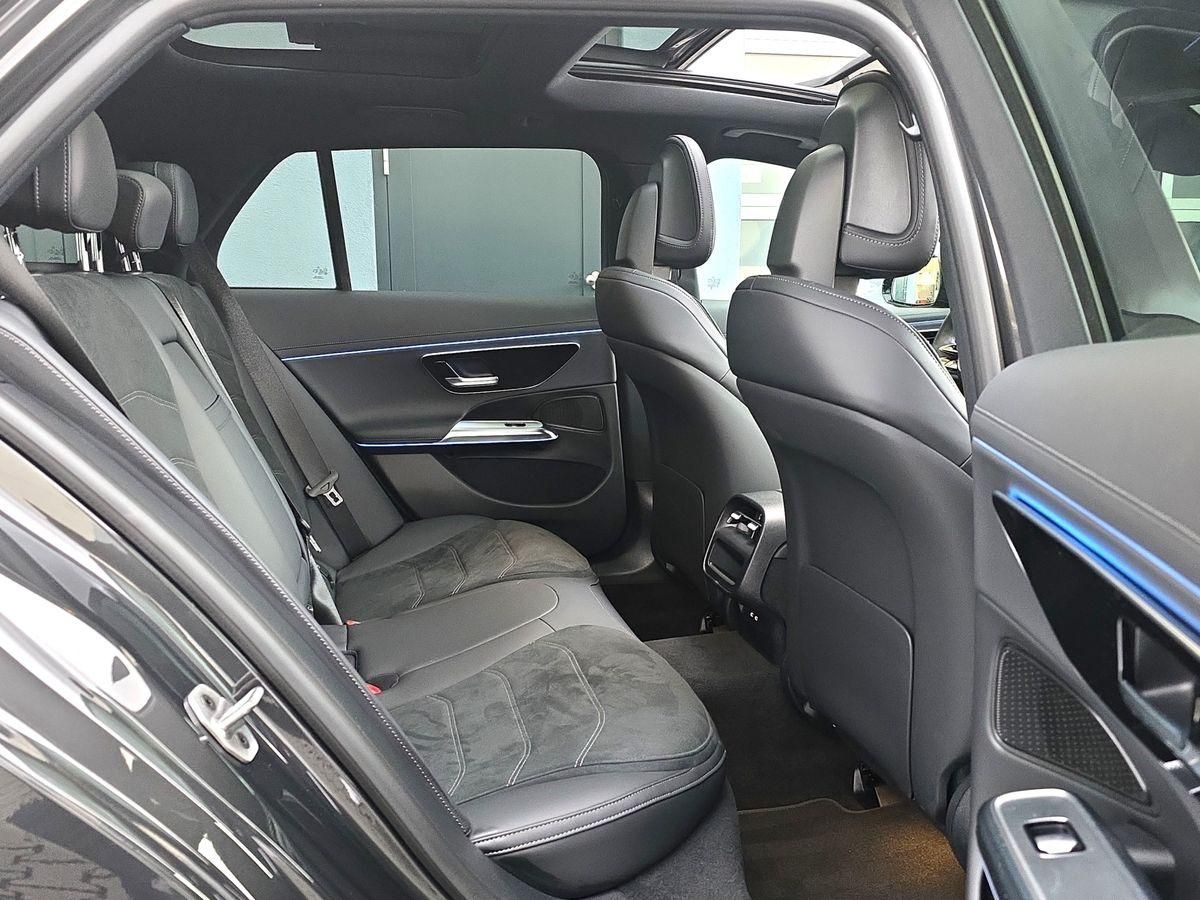 Mercedes-Benz E 220 d T 4Mat AMG DIGITAL PANO STNDHZ 360° LUFT