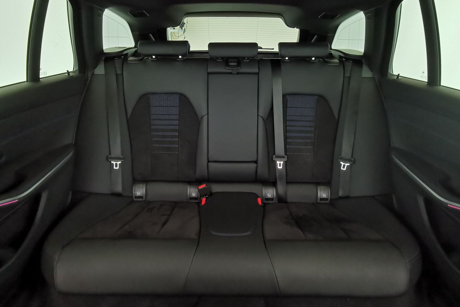BMW 320i M Sport - Samsaru's Car Outlet