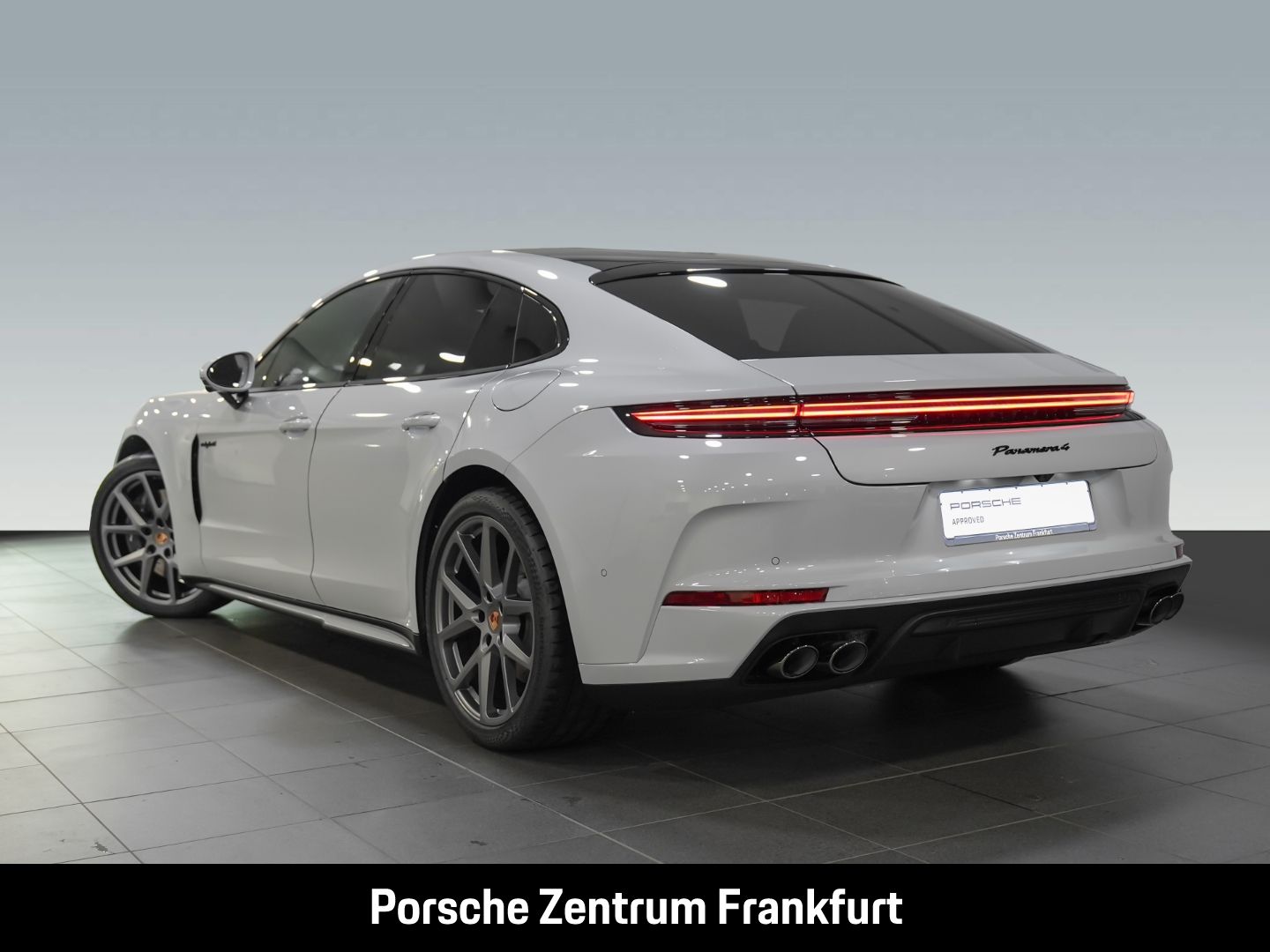 Porsche Panamera 4 E-Hybrid HA-Lenkung Active-Ride BOSE