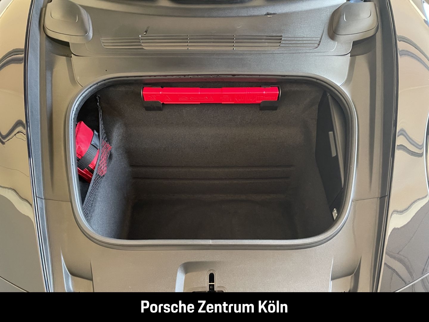 Porsche 992 911 Carrera 4S Cabriolet BOSE Sportabgas LED