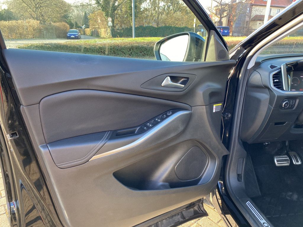 Opel Grandland 1.2 GS Line - Samsaru's Car Outlet