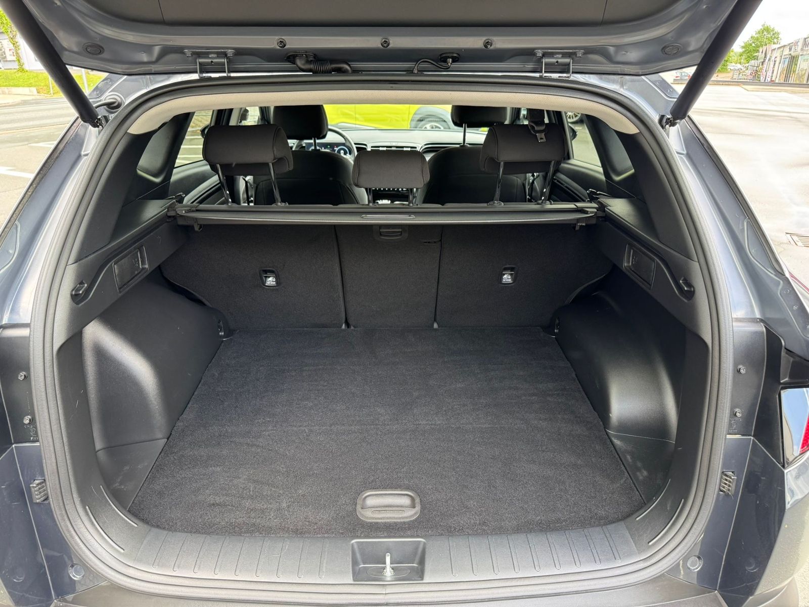 Hyundai TUCSON Trend Mild-Hybrid 2WD - Samsaru's Car Outlet