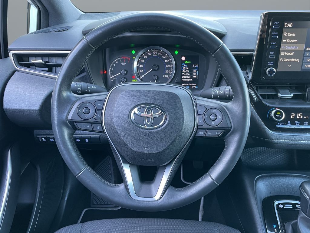 Toyota Corolla 1.8 Hybrid Comfort - Samsaru's Car Outlet