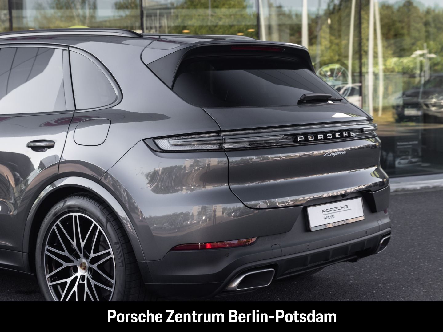 Porsche Cayenne E-Hybrid BOSE Luftfederung Panoramadach