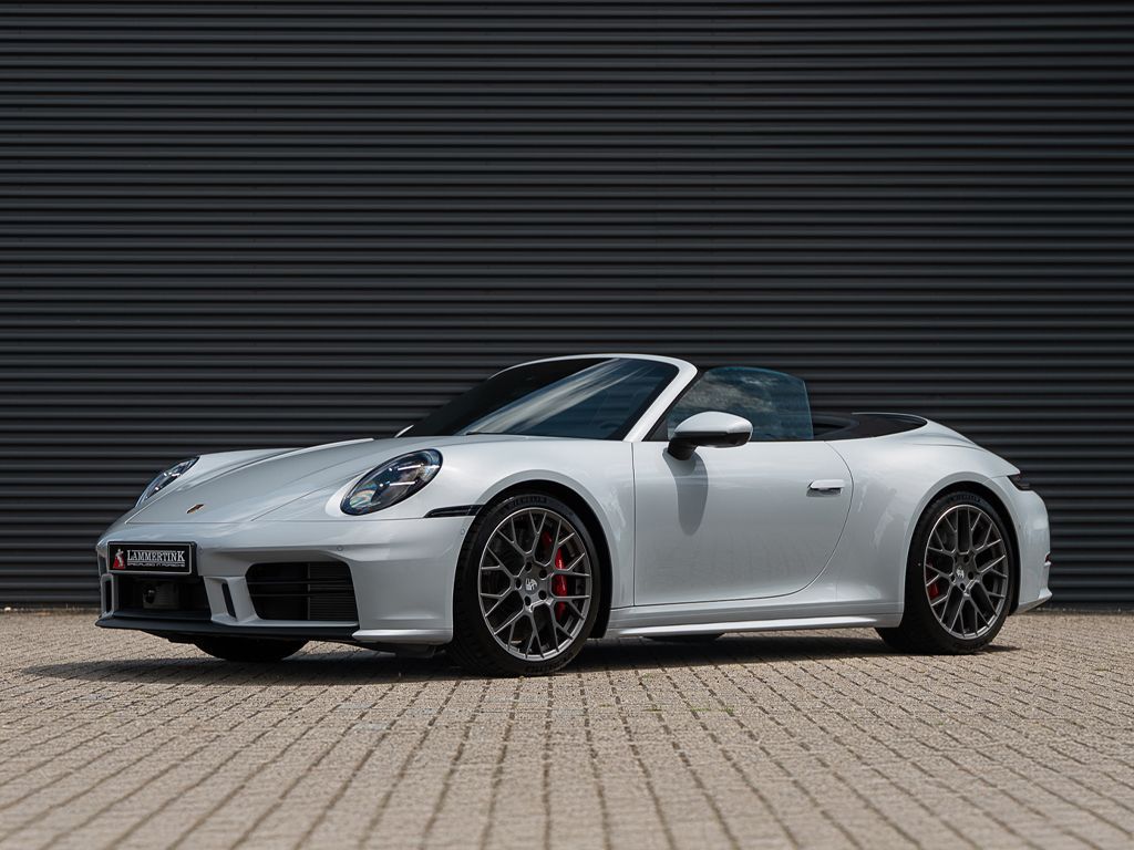 Porsche 992 Carrera S - Samsaru's Car Outlet