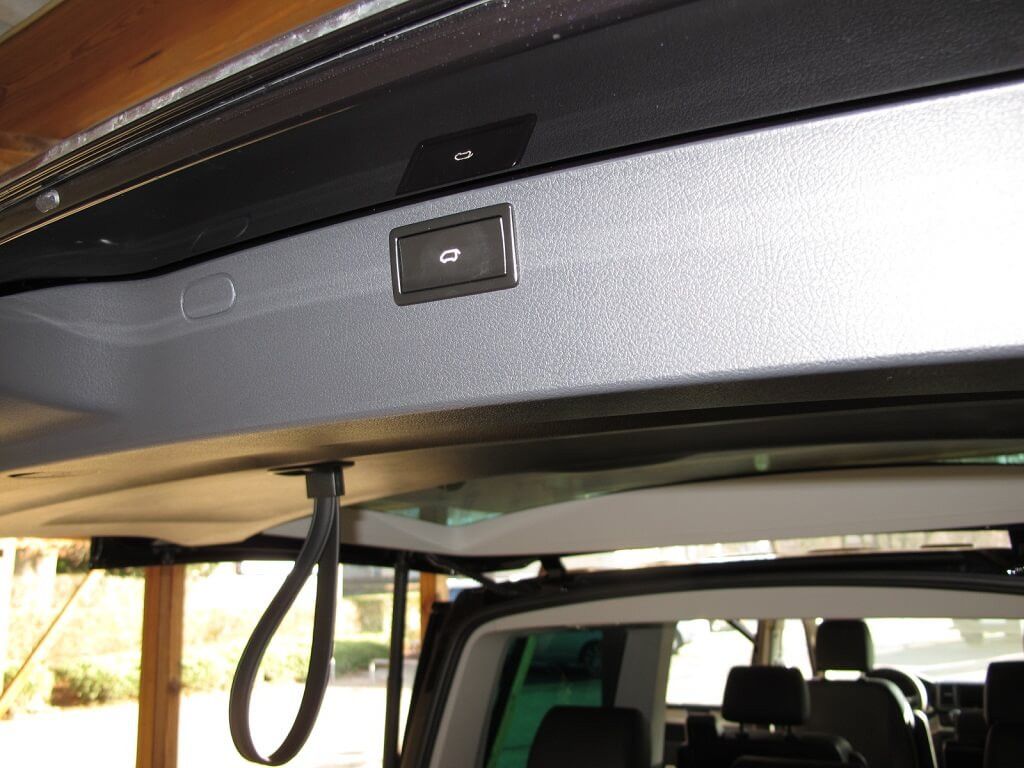 Volkswagen T6.1 Highline DSG 4MOTION - Samsaru's Car Outlet
