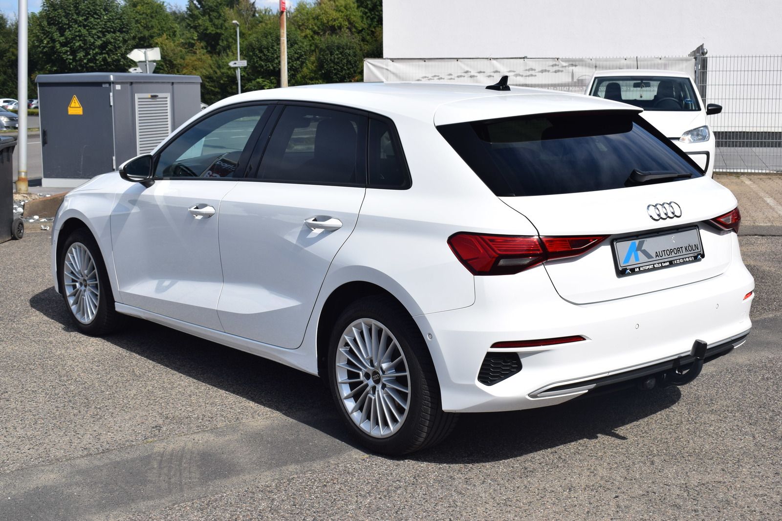 Audi A3 Sportback 30 TDI advanced Automatik/AHK