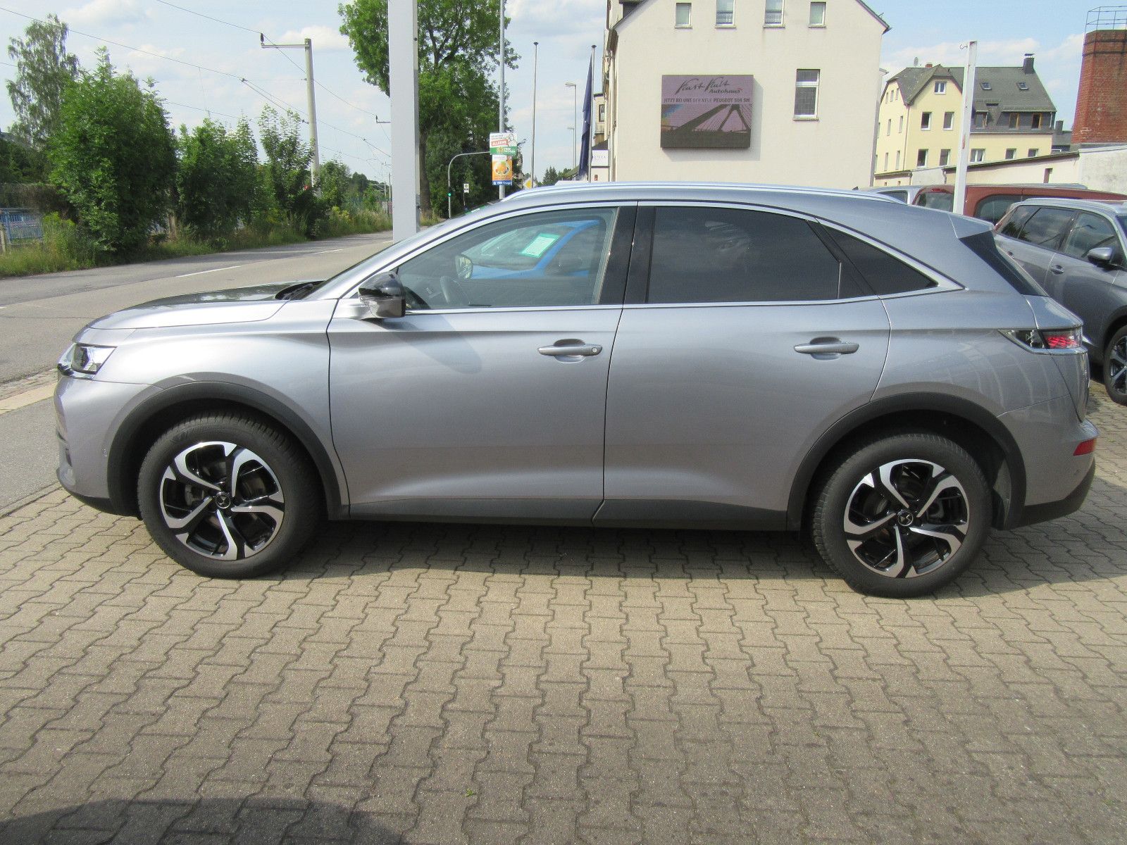 DS Automobiles DS7 Crossback Rivoli PT 180 EAT8*Pano*Sitzheiz*