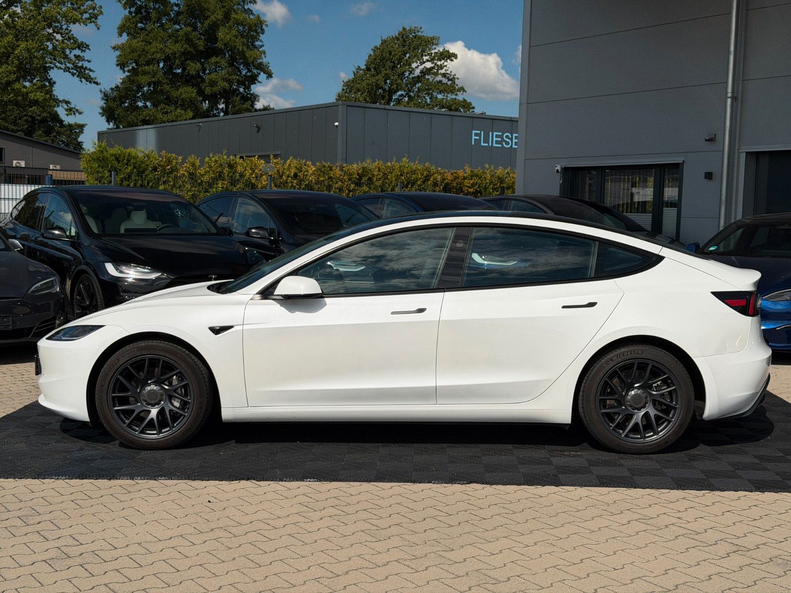 Tesla MODEL 3 HIGHLAND LR AWD | ENHANCED AP 4 KI |