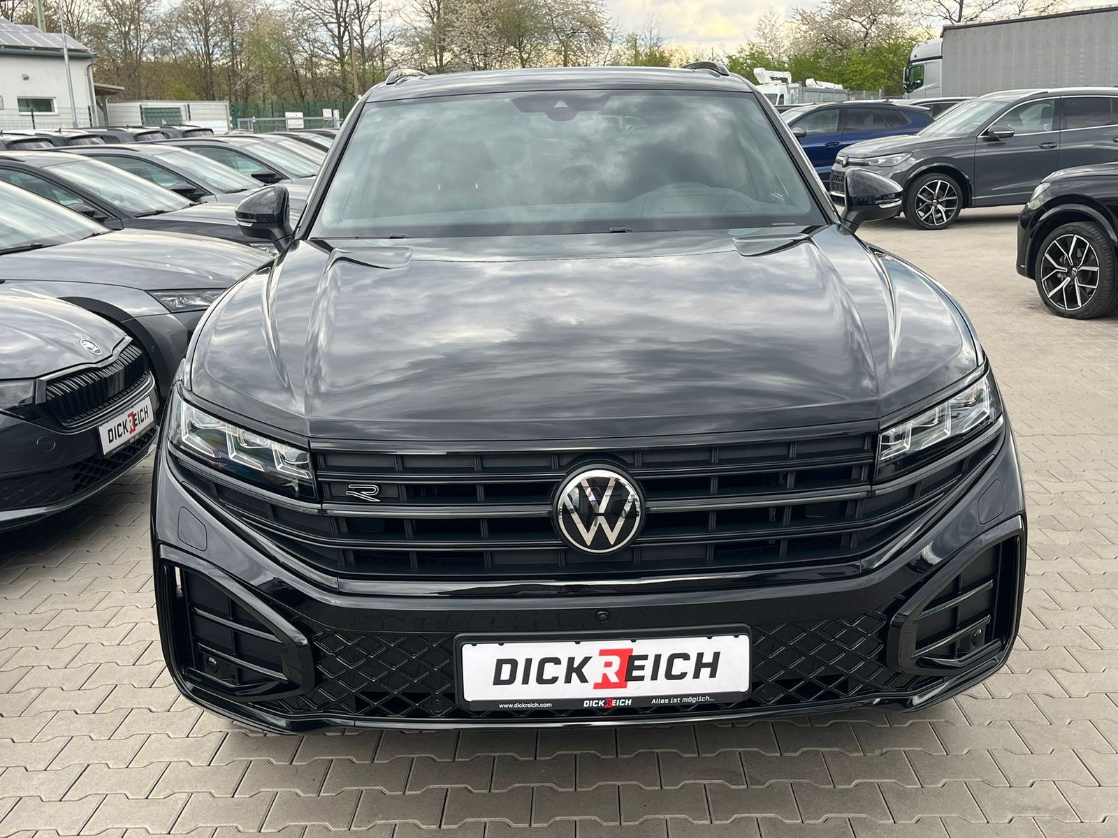 Volkswagen Touareg 3.0TDI 4M R-Line VOLL Black 22" UPE 114T
