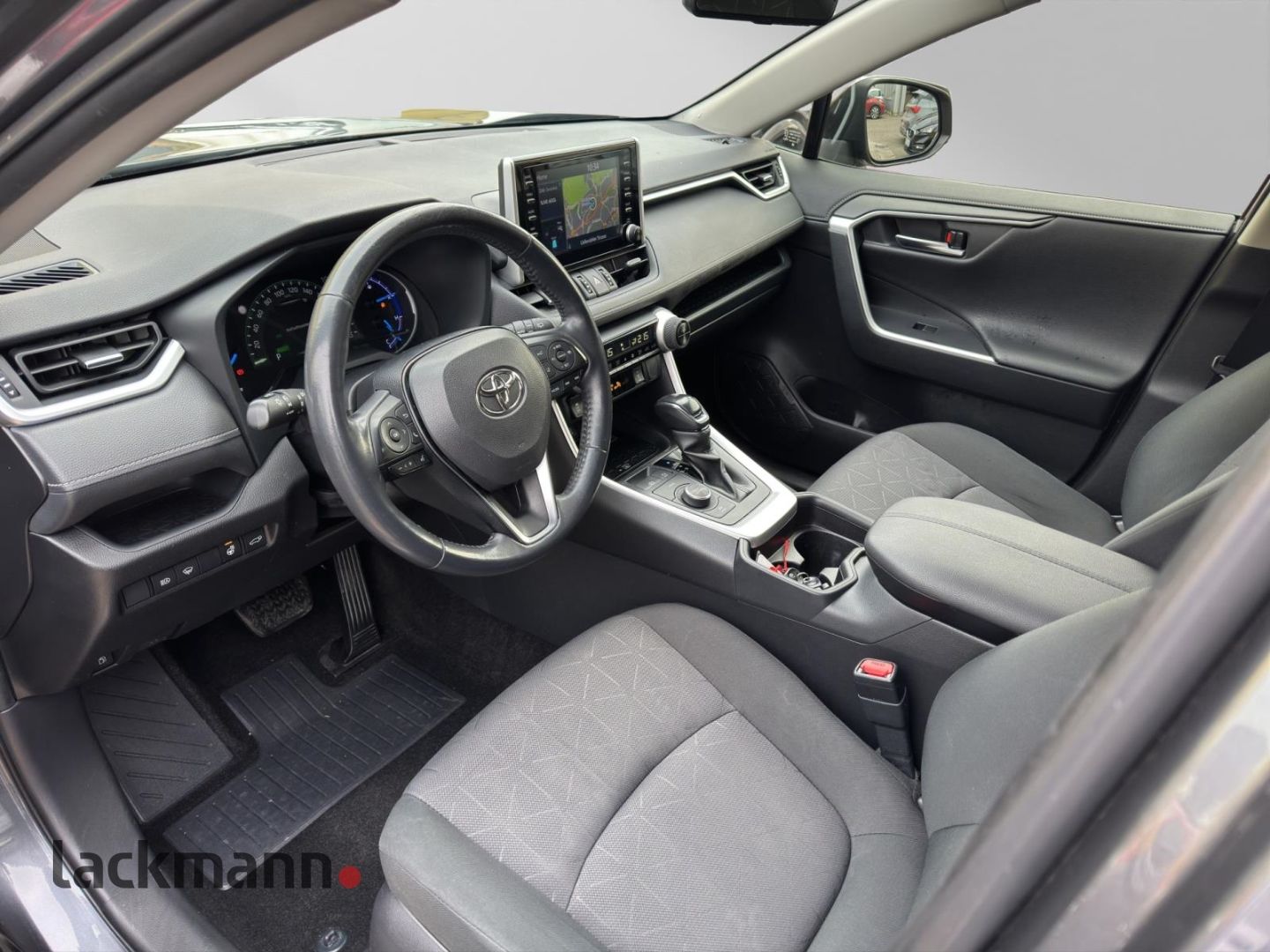 Toyota RAV 4 2.5 Hybrid 4x4 Team - Samsaru's Car Outlet
