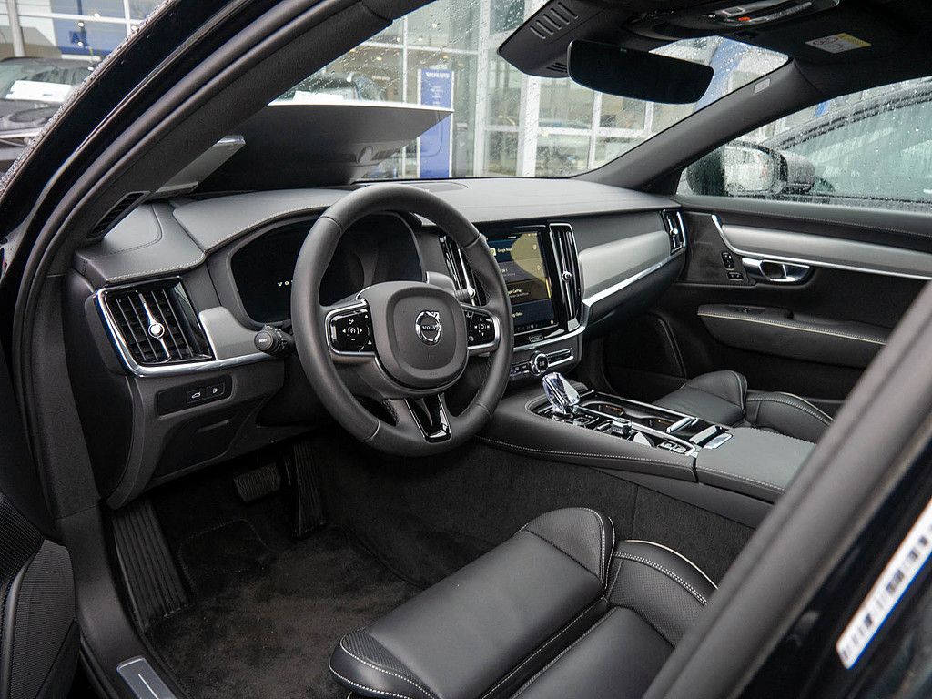 Volvo S90 T8 PHEV Ultimate Dark AWD