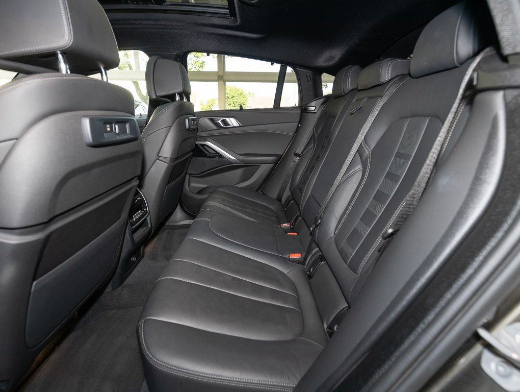 BMW X6 xDrive40d M Sportpaket - Samsaru's Car Outlet