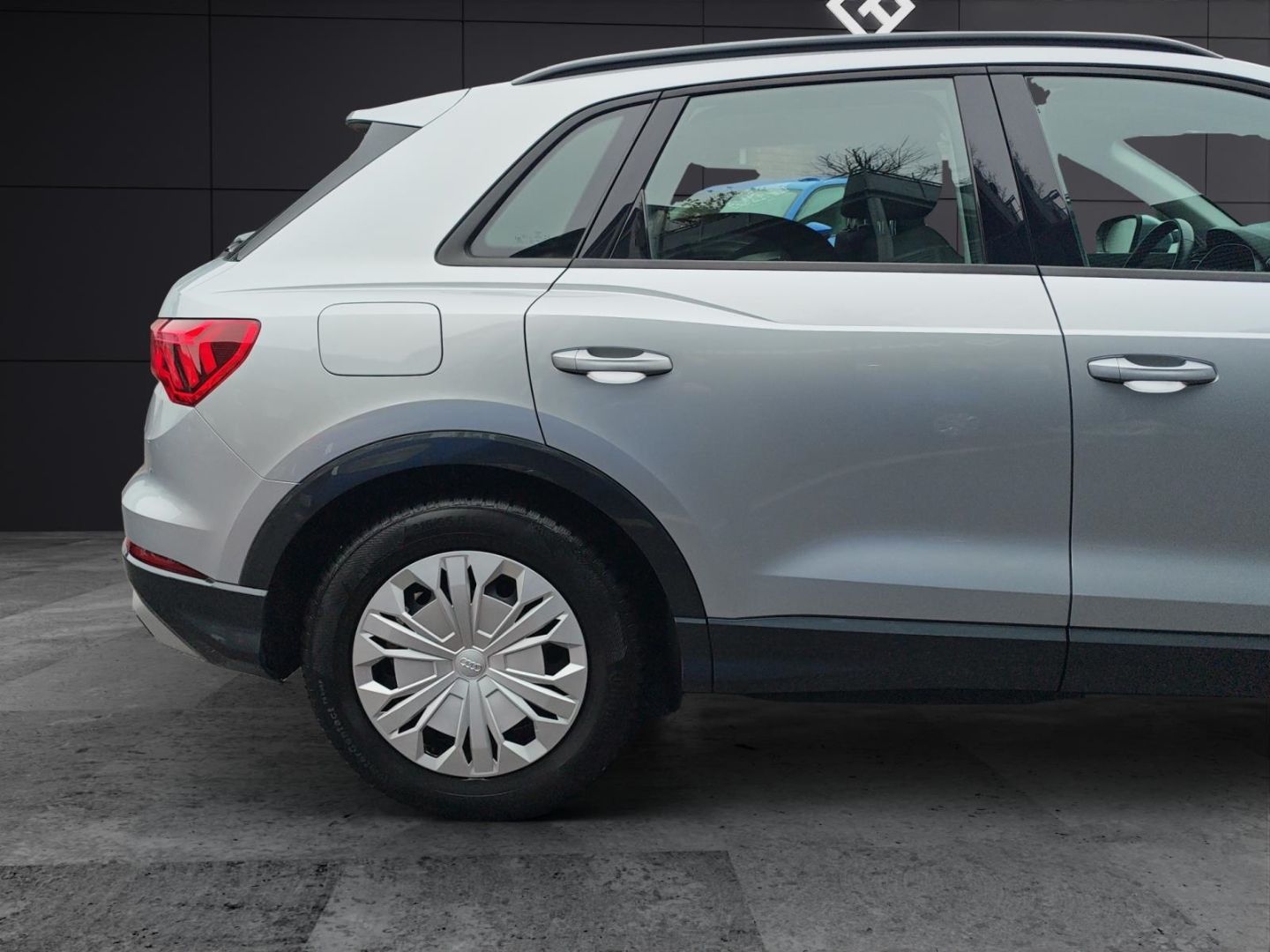Audi Q3 35 TFSI advanced AHK ACC Apple CarPlay Androi