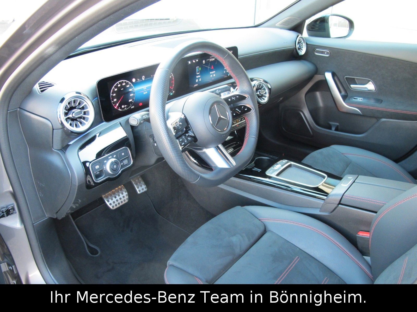 Mercedes-Benz A 180 AMG Line - Samsaru's Car Outlet