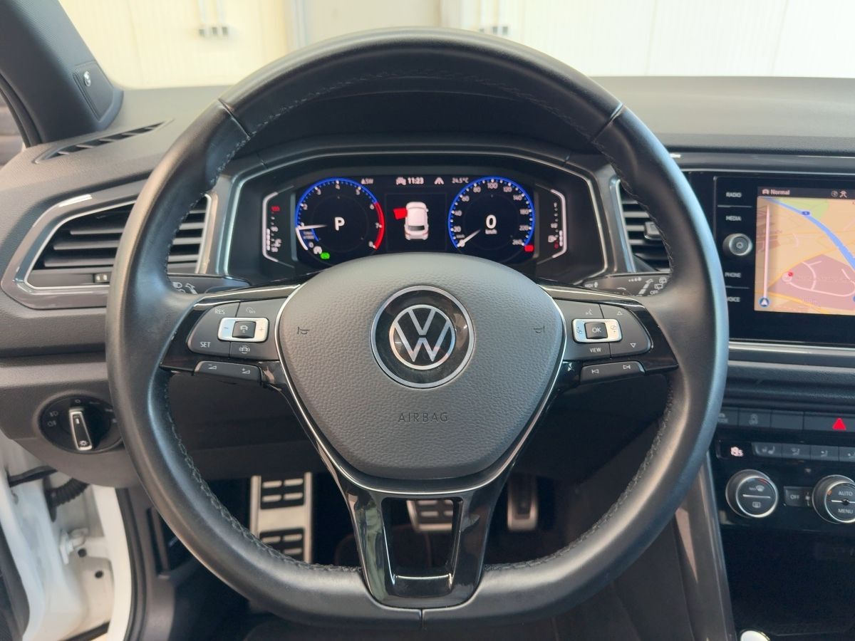 Volkswagen T-Roc 1.5 TSI DSG Sport - Samsaru's Car Outlet